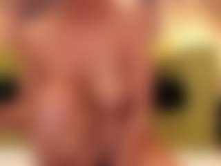 solarcris's Live Sex Cam Show