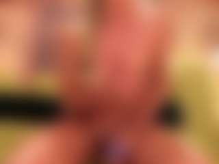 Live cam show with solarcris - Moaning on liverealitysex.com