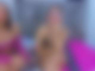 Live cam show with HAILY AND ALISA - Bedroom on fapnchat