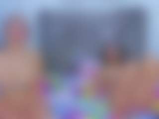 Spettacolo in cam dal vivo con HAILY AND ALISA - Camel Toe su Camsoda