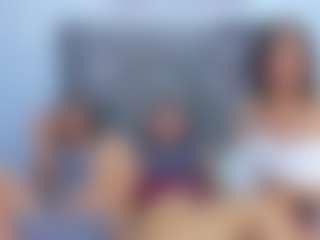 Live cam show with HAILY AND ALISA - Green Eyes on Hubzter Live