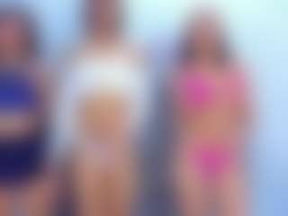 Live cam show with HAILY AND ALISA - Brown Hair on CamSodaAdn