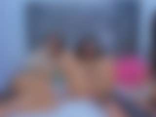 Show de cam en vivo con HAILY AND ALISA - Brown Hair en Camsoda