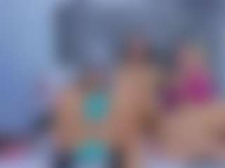 Live cam show with HAILY AND ALISA - Granny on slutload