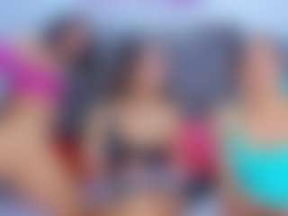 Live cam show with HAILY AND ALISA - Granny Squirt on livesuperchat.net
