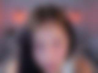 Live cam show with Tracey-Gill - Moaning on CamClone
