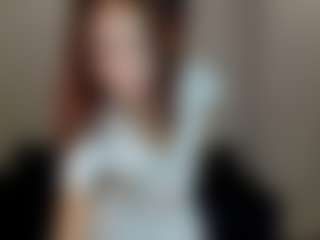 Live cam show with Tracey-Gill - Moaning on xfollow cams