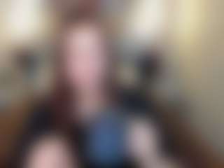 Live cam show with Tracey-Gill - Toes on ObeyMaria