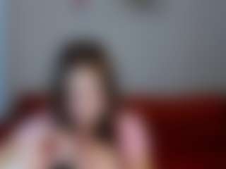 Live cam show with Tracey-Gill - Long Legs on Camming Site
