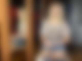 Live cam show with AlexandraTahon - Spankass on CamwithHer