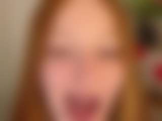 Live cam show with Felicia-Bernot - Blue Eyes on madthumbs