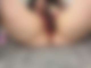Live cam show with Emma - Hairy Pussy Red Hair on Camming Site
