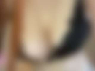 Live cam show with Emma - Hairy Pussy Teen (18+) on nudelive.tv