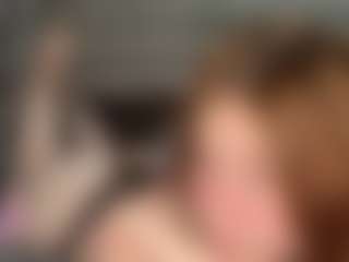 Live cam show with Emma - Hairy Pussy on Camsoda