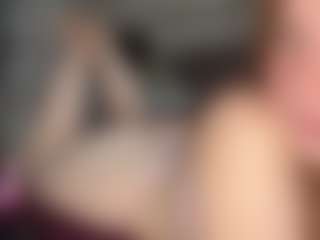 Live cam show with Emma - Genital Piercings on slutload