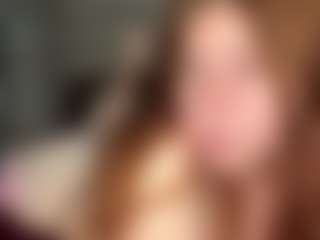 Live cam show with Emma - Genital Piercings on Camsoda