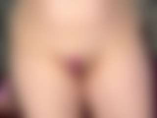 Live cam show with Emma - Nipple Piercings on friskycurves.com