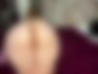 Live cam show with Emma - Body Massage on Camsoda
