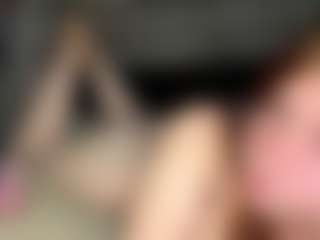 Live cam show with Emma - Green Eyes on Cam Slut