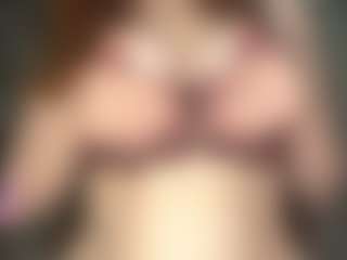 Live cam show with Emma - Red Hair Young Adult on Camiplay Live