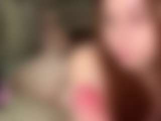 Live-camshow met Emma - Nipple Piercings op Camsoda