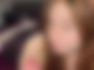 Live cam show with Emma - Genital Piercings on Soda Cam