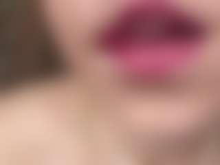 Live cam show with Emma - Body Massage on fapnchat