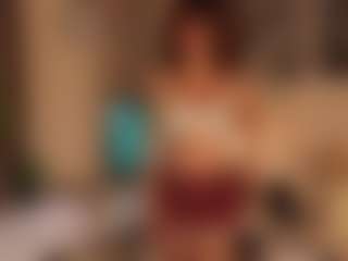 Live cam show with Miriam-Boshe - Body Massage on CamClone