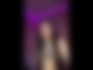 Live cam show with MoniqueSchiffman - Striptease on Cam Slut