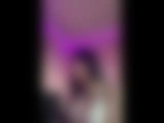Live cam show with MoniqueSchiffman - Spy on Camsoda