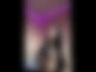 Live cam show with MoniqueSchiffman - Pegging on Latina Girls