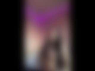 MoniqueSchiffman's Live Sex Cam Show