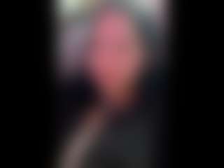 Live cam show with MoniqueSchiffman - Teasing on PervPlay.com