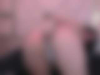 Live cam show with Sofia - Middle Aged on AdultVida.com
