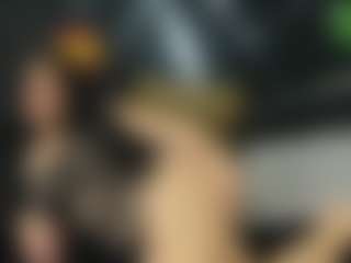 Live cam show with Sofia - Average on https://playwithruby.com