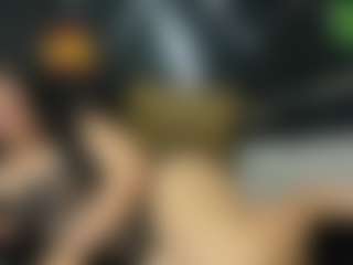 Sofia MILF webcam performer live streaming