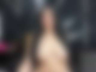 Live cam show with Sofia - Mature on luckytryst.com