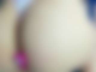 Live cam show with Sofia - Sexwebcam on Milfs Live