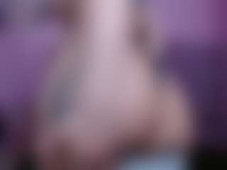 sweet-antonella's Live Sex Cam Show