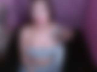 Live cam show with sweet-antonella - Domination on Chatstar