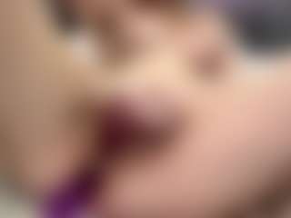 Live cam show with TimothyEgger - Green Eyes on TastyBlacksLive