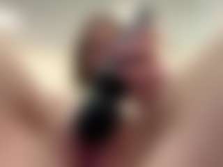Elin's Live Sex Cam Show