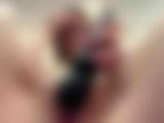 Elin's Live Sex Cam Show