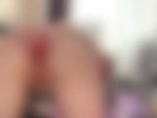 Live cam show with Elin - Green Eyes on PervPlay.com