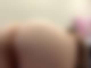 Live-camshow met Elin - Joi op Camsoda