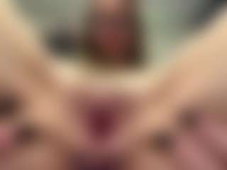 Live cam show with Elin - Smoking on SpankPalCams