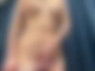Elin's Live Sex Cam Show