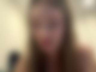Live cam show with Elin - Bikini on livesexfox.com