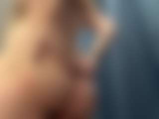 Elin's Live Sex Cam Show