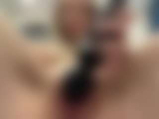 Elin's Live Sex Cam Show
